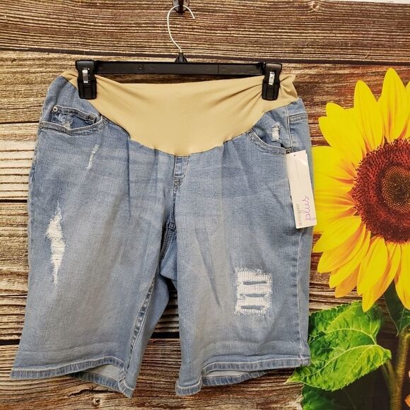 "Indigo blue " Woman's Maternity Distressed Jean Shorts Size: 1X NWT - Picture 1 of 6